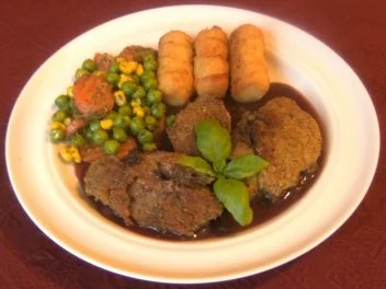 Panierte Putenleber an Rotwein - Zimtsoße - Rezept