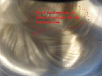 Rezept: Weihnachtsbäckerei - Schokospiralen Bild Nr. 2 Weihnachtsbäckerei - Schokospiralen - Rezept - Bild Nr. 2