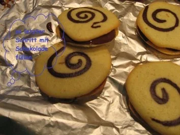 Rezept: Weihnachtsbäckerei - Schokospiralen Bild Nr. 6 Weihnachtsbäckerei - Schokospiralen - Rezept - Bild Nr. 6