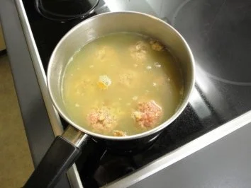 Hackklopse in Senfsauce mit Kartoffeln - Rezept - Bild Nr. 4