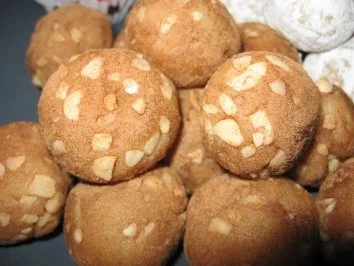 Rezept: Variationen von Marzipankartoffeln Variationen von Marzipankartoffeln - Rezept