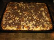 Aprikosenkuchen mit Schwarz-Weiss-Streuseln - Rezept