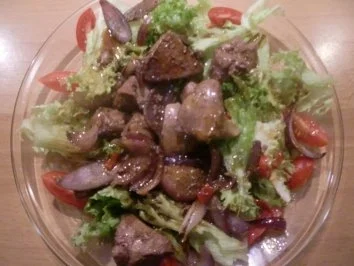 Rezept: Hähnchenleber auf Lollo bianco/ lauwarm a la Angie Hähnchenleber auf Lollo bianco/ lauwarm a la Angie - Rezept