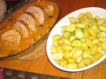 Rollbraten  Milano mit einer Champignon-Gemüse Soße an Gnocchis - Rezept - Bild Nr. 7