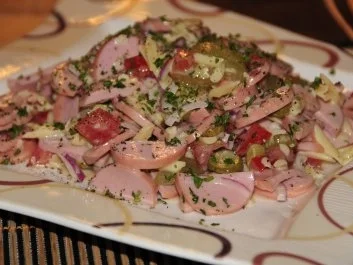 Lumpensalat (Wurst-Käse-Salat) - Rezept