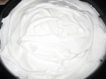 Rezept: Traubenkuchen mit Baiserhaube Bild Nr. 3 Traubenkuchen mit Baiserhaube - Rezept - Bild Nr. 3