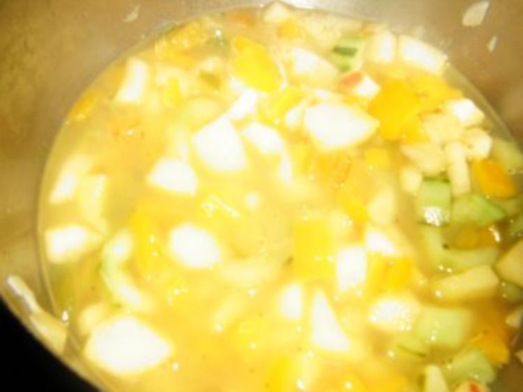Scharfe Apfel- Paprika- Suppe - schnell &amp; einfach - von wastel