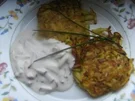 Kartoffel-Zuchini-Röstis mit einem Radischen-Quark-Dip - Rezept