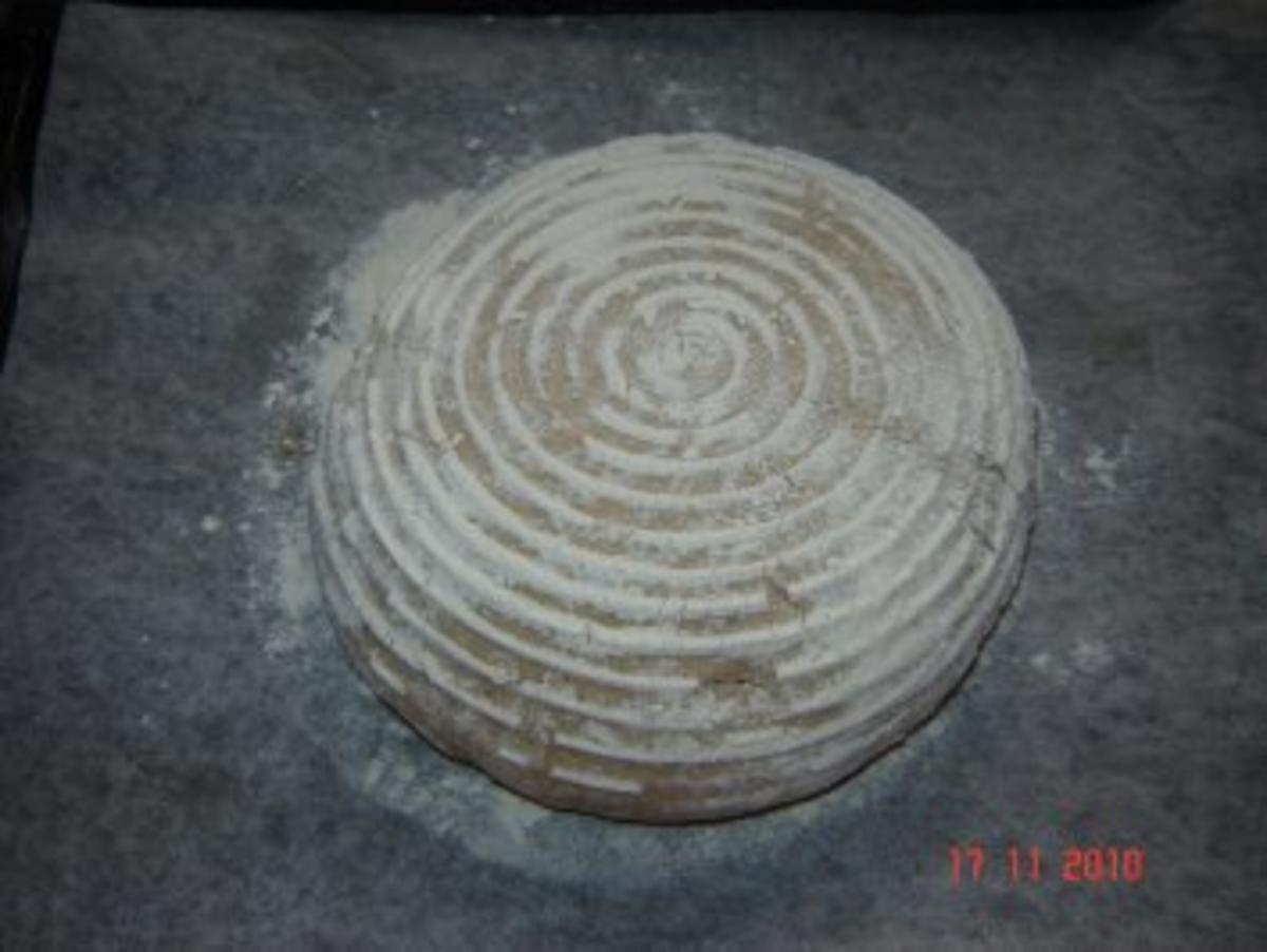 Brot + Brötchen : Rustikales Landbrot - Rezept - Bild Nr. 4