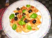 Muschelnudeln  mit Tunfisch-Tomaten-Soße - Rezept