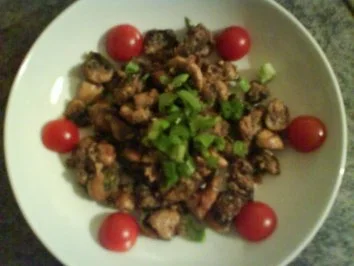 Rezept: Flambiertes Pilzgröstl Bild Nr. 8 Flambiertes Pilzgröstl - Rezept - Bild Nr. 8