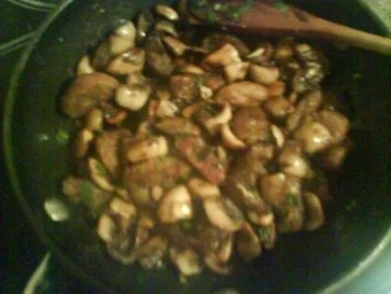 Rezept: Flambiertes Pilzgröstl Bild Nr. 16 Flambiertes Pilzgröstl - Rezept - Bild Nr. 16