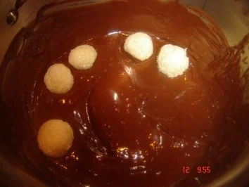 Kokospralinen a La Bounty - Rezept - Bild Nr. 8