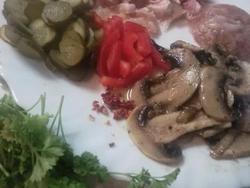 Rezept: Champignon-Eisbein-Sülze Bild Nr. 5 Champignon-Eisbein-Sülze - Rezept - Bild Nr. 5