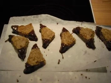 Rezept: Nusseckchen Bild Nr. 4 Nusseckchen - Rezept - Bild Nr. 4