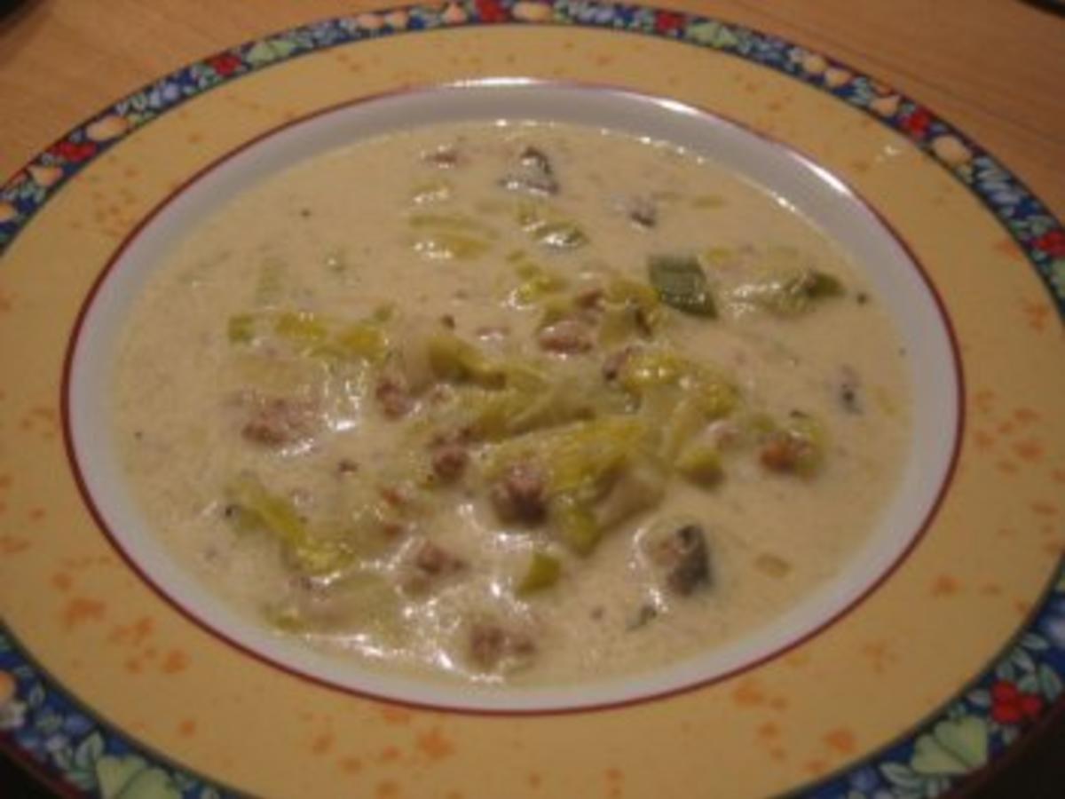 Käse-Lauch-Hackfleisch-Suppe - Rezept mit Bild - kochbar.de