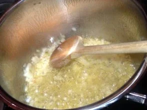 Tomaten-Orangen-Sahne-Sauce mit Walnüssen und Gnocchi - Rezept - Bild Nr. 3