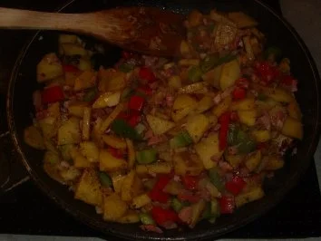 Rezept: Aufläufe: Gemüse mit Raclettekäse überbacken Bild Nr. 3 Aufläufe: Gemüse mit Raclettekäse überbacken - Rezept - Bild Nr. 3