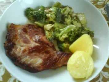 Brokkoli in Balsamico-Sahnesauce mit Kasseler - Rezept