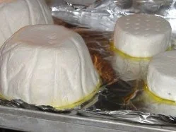 Rezept: Gemischte Blattsalate mit Ziegenkäse aus dem Backofen und gerösteten Mandeln Bild Nr. 2 Gemischte Blattsalate mit Ziegenkäse aus dem Backofen und gerösteten Mandeln - Rezept - Bild Nr. 2