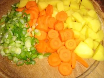 Linseneintopf mit Kabanossi - Rezept - Bild Nr. 3