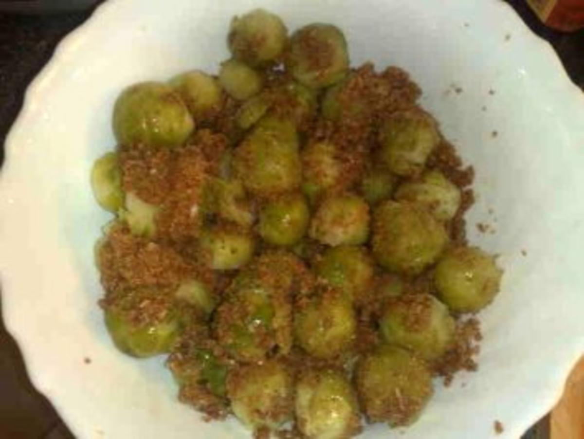 Rosenkohl mit Semmelbrösel - Rezept mit Bild - kochbar.de