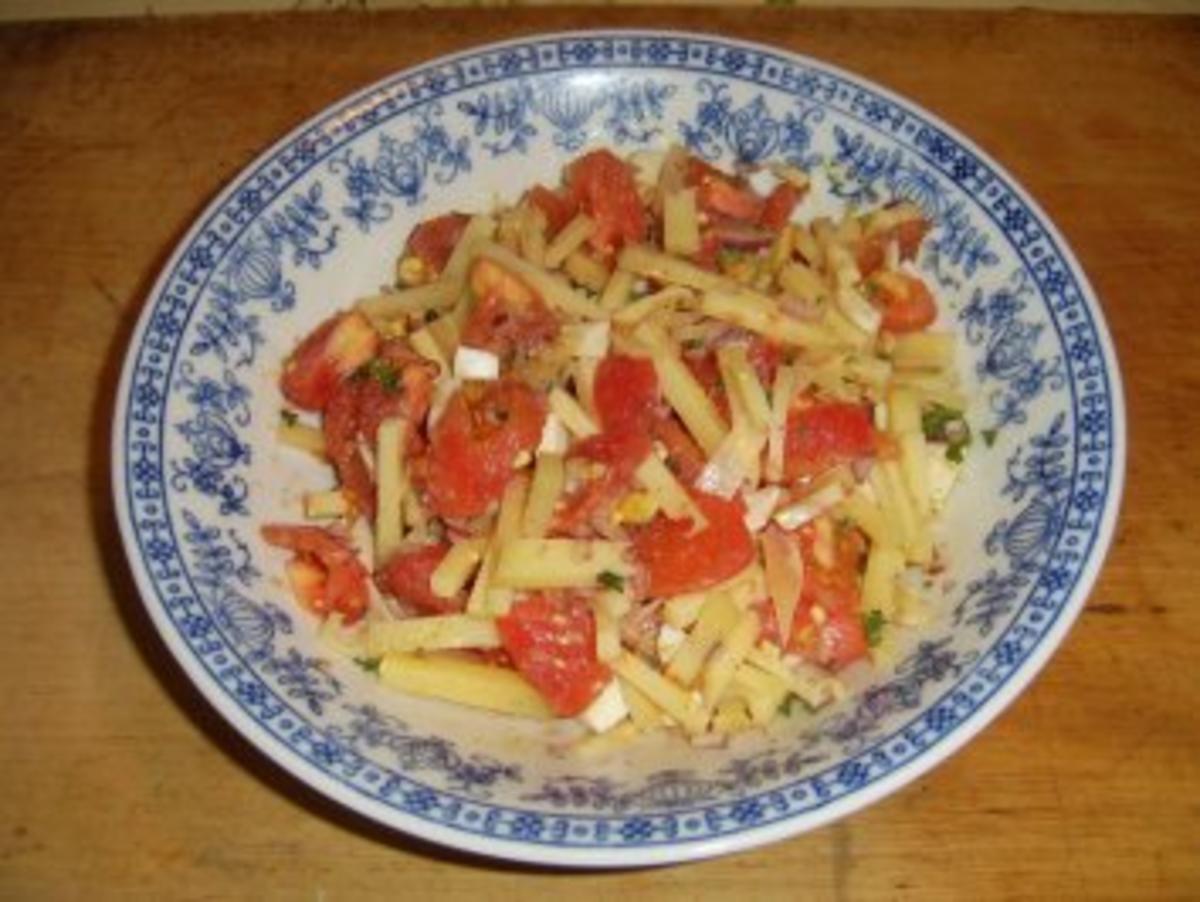 Tomatensalat mit Almkäse - Rezept