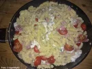 Schinken-Nudeln mit Mozzarella - Rezept