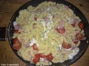 Schinken-Nudeln mit Mozzarella - Rezept