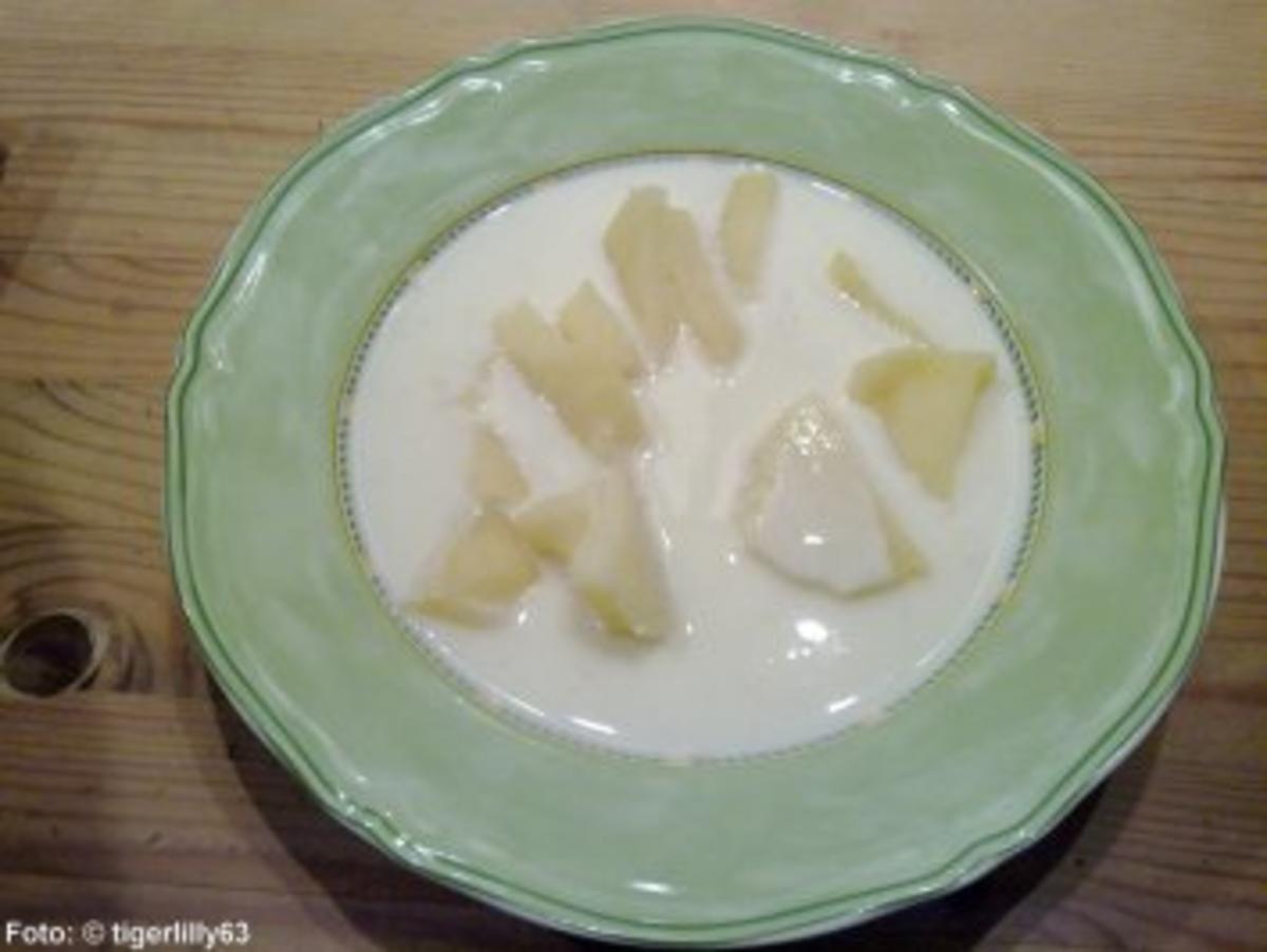 Bilder für Buttermilch-Suppe - Rezept