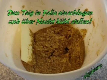 Rezept: Zimtsterne mit Marzipan Bild Nr. 3 Zimtsterne mit Marzipan - Rezept - Bild Nr. 3