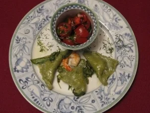 Kräuternudeltäschchen mit Garnelenfüllung in Salbeibutter - Rezept
