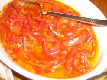 Rezept: Kotelett im Krustenmantel mit Zigeunersoße Bild Nr. 7 Kotelett im Krustenmantel mit Zigeunersoße - Rezept - Bild Nr. 7