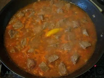 Rezept: Kochen: Scharfe tomatige Gulasch-Pfanne Bild Nr. 3 Kochen: Scharfe tomatige Gulasch-Pfanne - Rezept - Bild Nr. 3