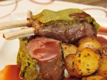 Lammkrone mit Kräuterkruste - Rezept