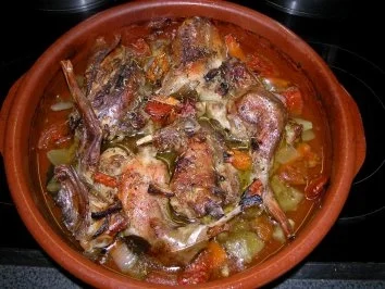 Kaninchen im Steintopf - Rezept