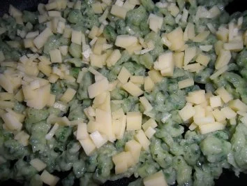 Rezept: Grüne Kässpätzle Bild Nr. 11 Grüne Kässpätzle - Rezept - Bild Nr. 11