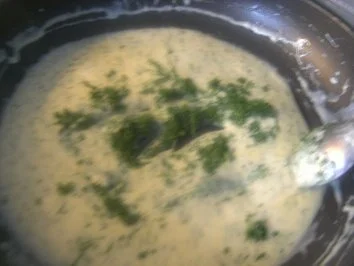 Rezept: Lachs in Butter gebraten auf Dill-Sahne-Soße und Bandnundeln Bild Nr. 4 Lachs in Butter gebraten auf Dill-Sahne-Soße und Bandnundeln - Rezept - Bild Nr. 4