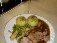 Putenrollbraten aus dem Römertopf mit Bild - Rezept