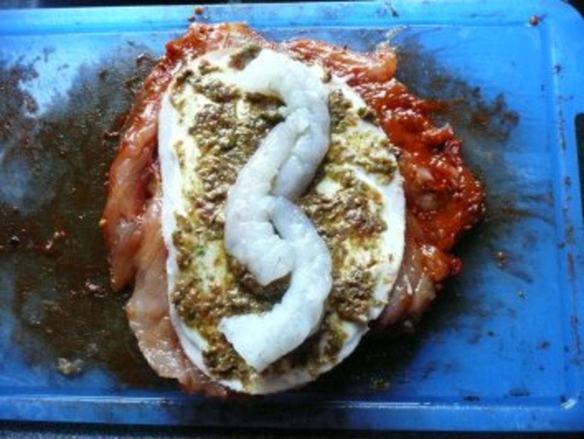 GEFLÜGEL/HÄHNCHENROULADE 3 - Rezept - Bild Nr. 2