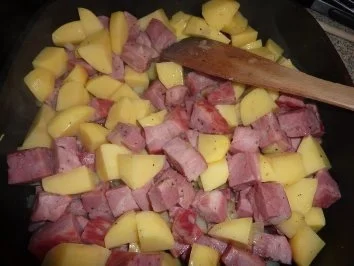 Rezept: Fl/Schwein: Kasseler-Bohnenpfanne Bild Nr. 2 Fl/Schwein: Kasseler-Bohnenpfanne - Rezept - Bild Nr. 2