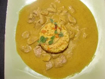Rezept: Sauce : -Meine Curry -Sauce mit Apfel und Ananas- Sauce : -Meine Curry -Sauce mit Apfel und Ananas- - Rezept