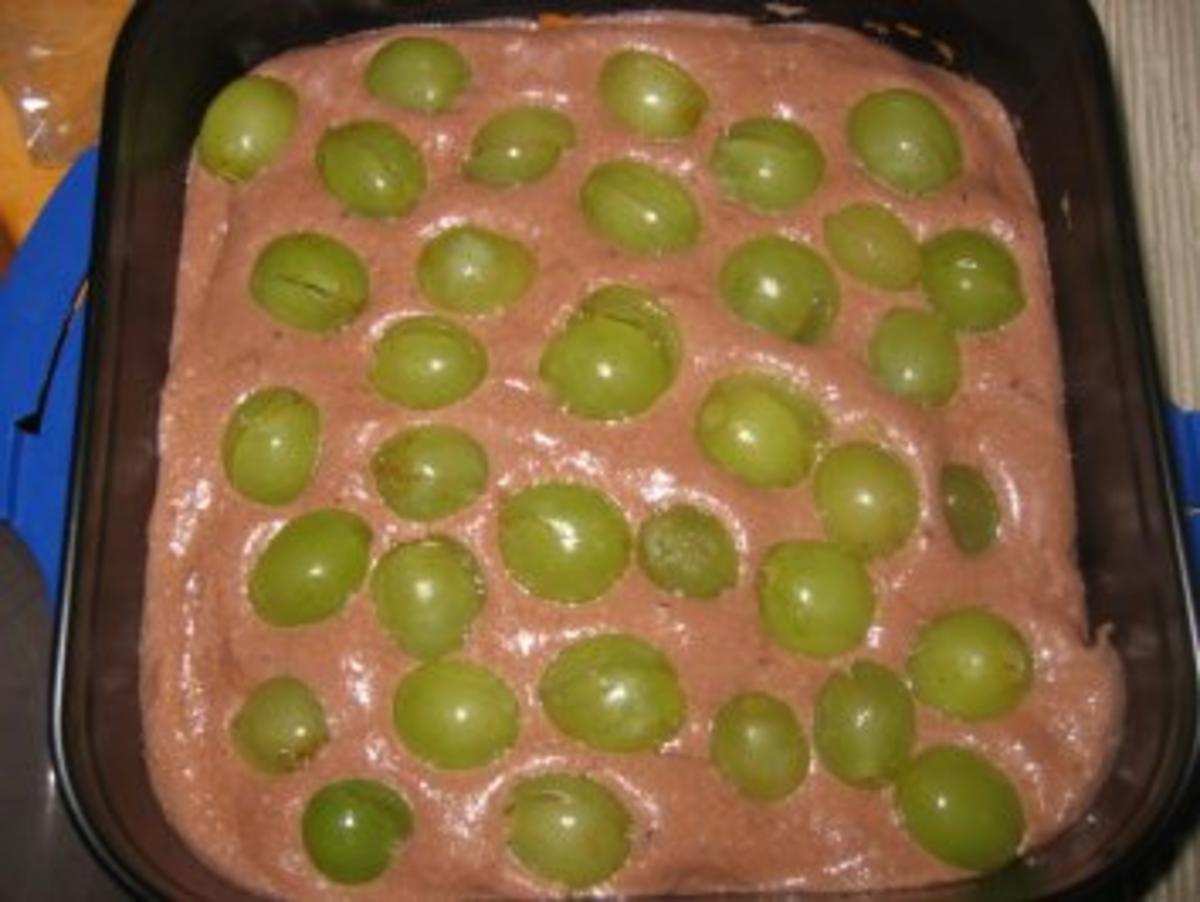 Pudding-Torte mit Trauben - Rezept - Bild Nr. 3