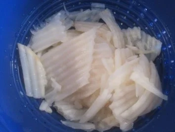 Rezept: Sellerie-Salat Bild Nr. 2 Sellerie-Salat - Rezept - Bild Nr. 2