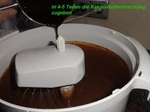 Rezept: Muffin: SCHOKO - CHILLI - KIRSCHEN Bild Nr. 5 Muffin: SCHOKO - CHILLI - KIRSCHEN - Rezept - Bild Nr. 5