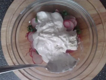 Brotaufstrich aus Quark und Radieschen / Keine STERNEN vergeben bitte!!! - Rezept - Bild Nr. 5