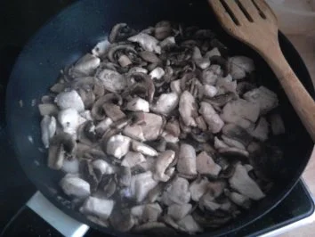 Hähnchen-Pilz Soße.... - Rezept - Bild Nr. 4