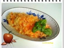 Sauerkrautsalat mit Möhre und . . . - Rezept