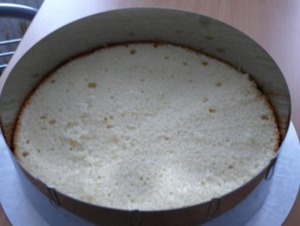 Kirsch ~ Sahne ~ Torte - Rezept - Bild Nr. 4