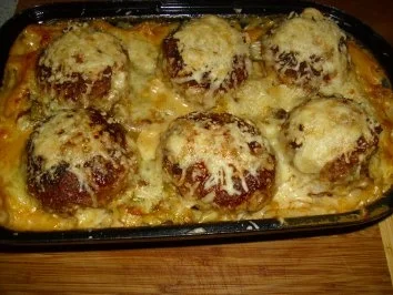 Rezept: Überbackene Käsefrikadellen mit Makkaroni Bild Nr. 12 Überbackene Käsefrikadellen mit Makkaroni - Rezept - Bild Nr. 12